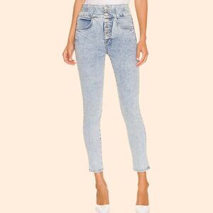 Veronica Beard Light Wash Skinny Jeans